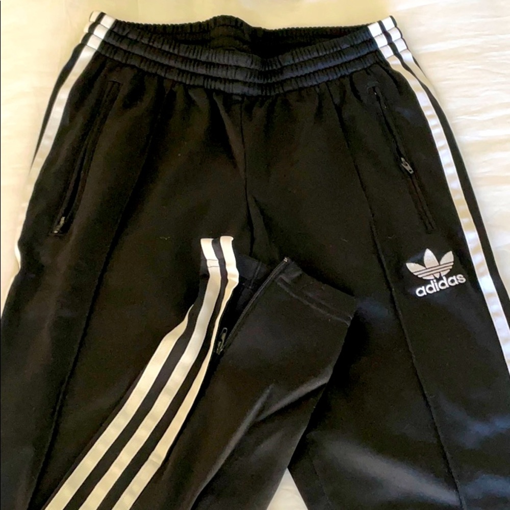 Adidas sweatpants three stripes